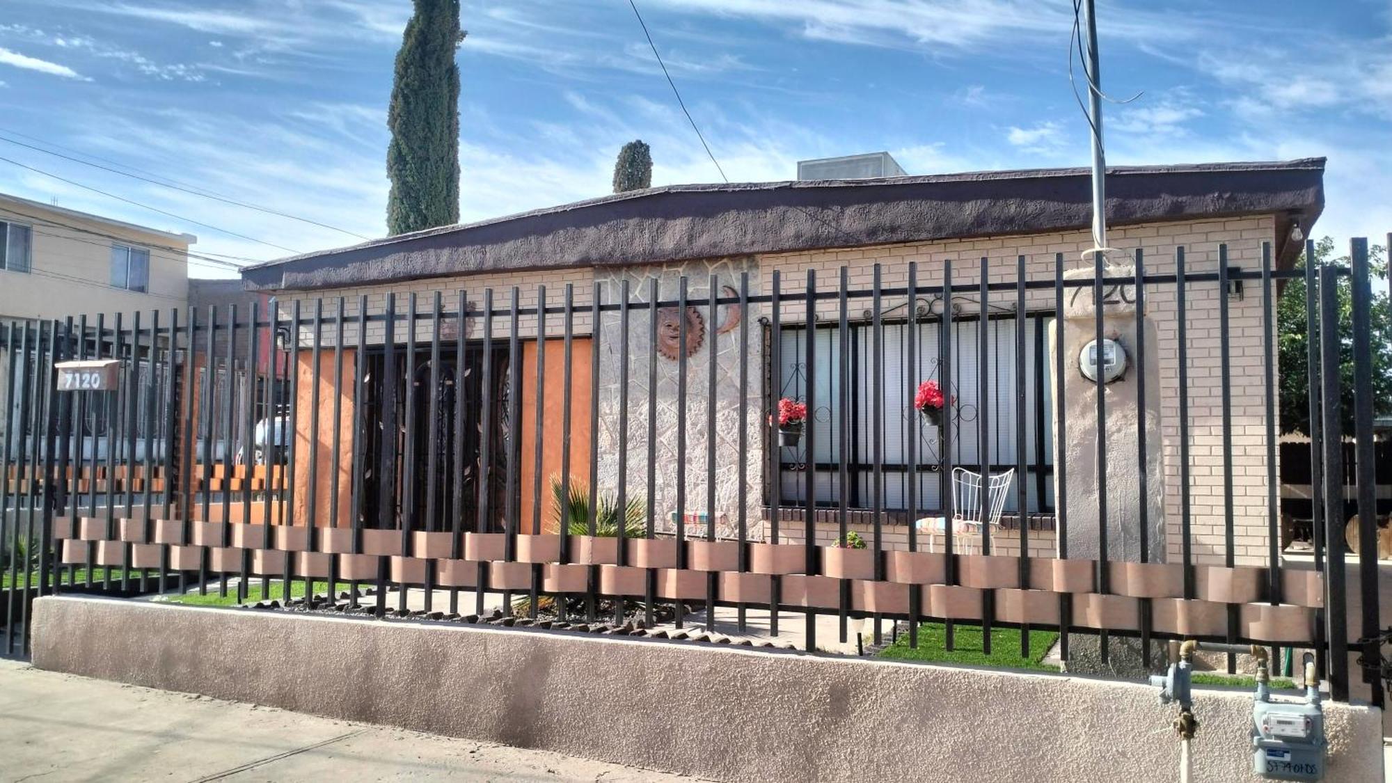 Geranios Villa Ciudad Juarez Luaran gambar